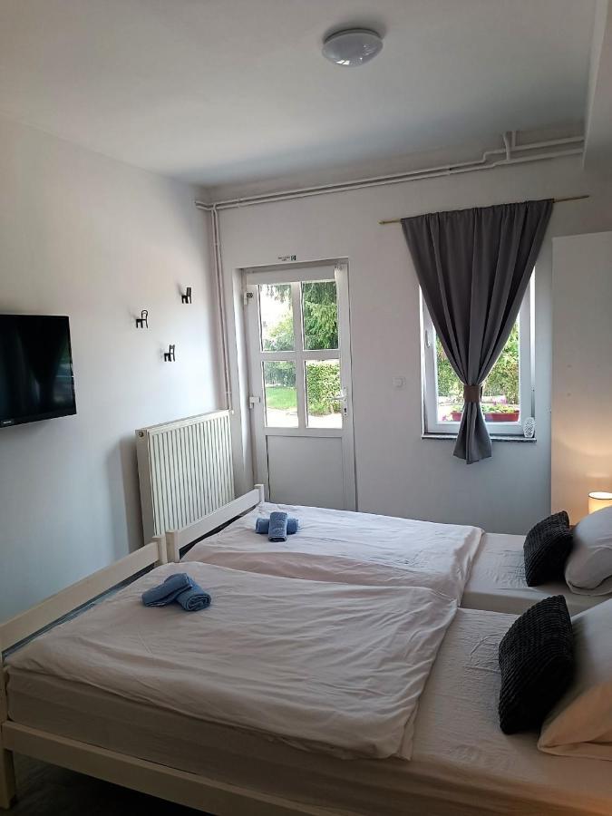 Studio Apartman Brletic Tounj Luaran gambar