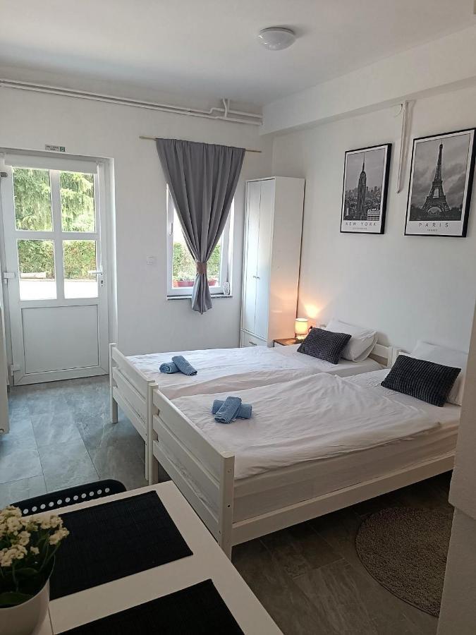 Studio Apartman Brletic Tounj Luaran gambar